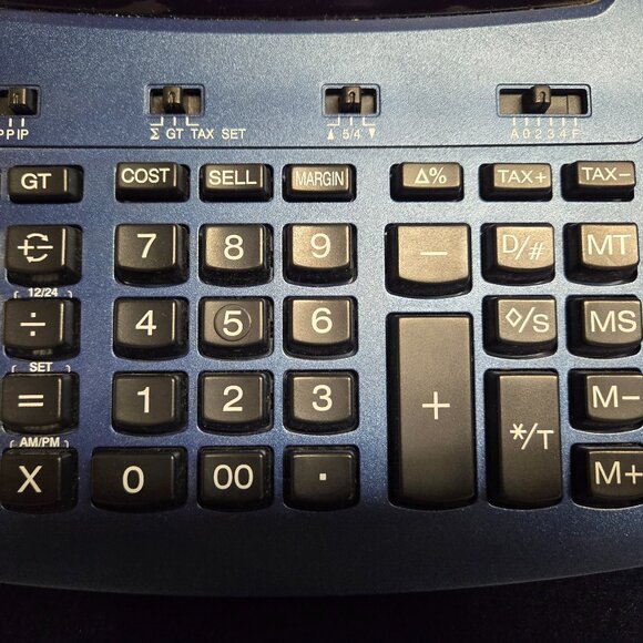 Victor 1225-3A Adding Machine with Rolls! - Picture 4 of 9